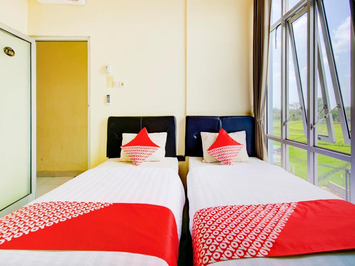 Oyo 3746 Double Tree Guesthouse Purwokerto Exterior photo