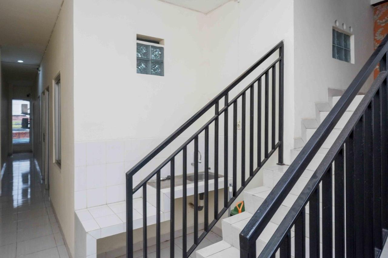 Oyo 3746 Double Tree Guesthouse Purwokerto Exterior photo